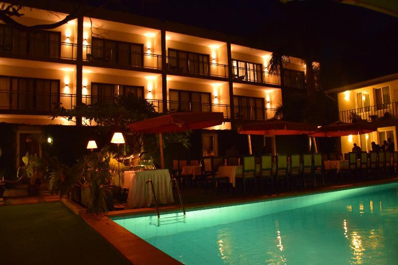 Urban By Cityblue Kampala Exterior photo