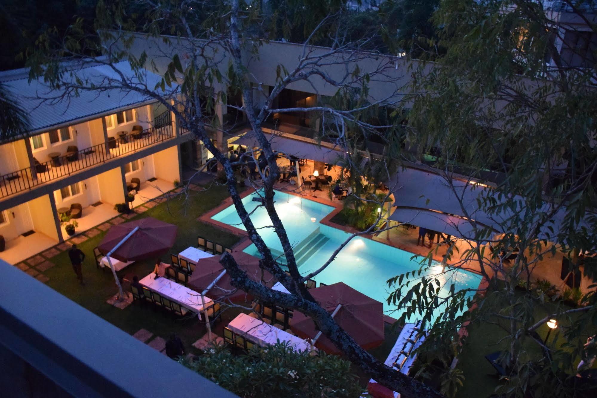Urban By Cityblue Kampala Exterior photo